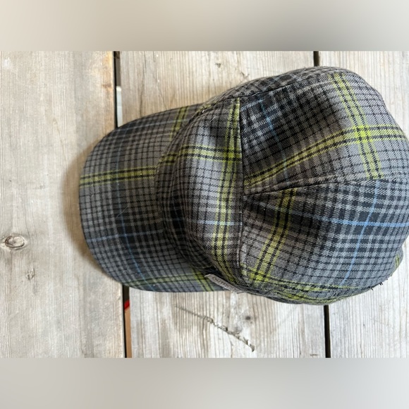 Small fleece lined Winter Ball Cap - Picture 3 of 5